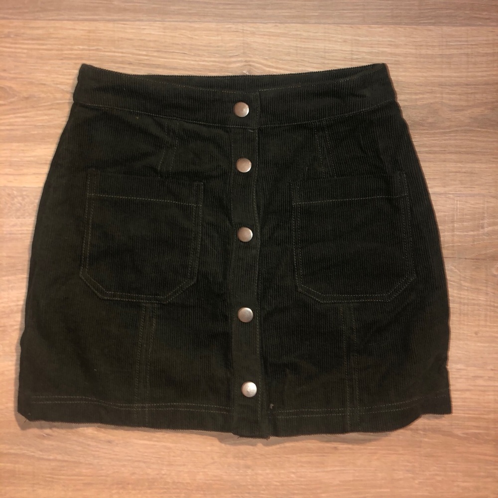 Ribbed Button-Up Skirt